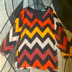 Karlie long-sleeved short dress. Puffed sleeves. Excellent condition.